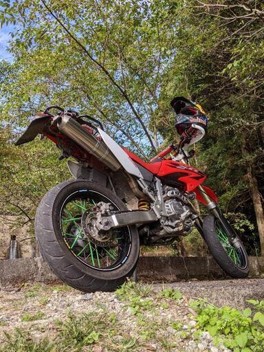 美品XR250モタード　バイク　通勤　オフロード　値下げします。