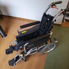 【ネット決済・配送可】MIKIミキ　リクライニング介助式車椅子S...
