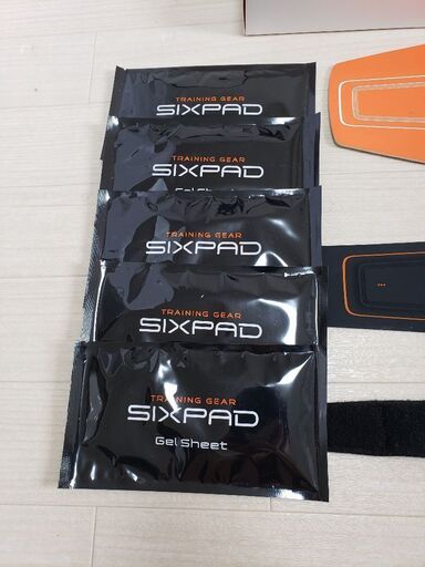 値下げ SIXPAD Abs Belt ＆ SIXPAD Foot Fit Plus 【公式ショッピング