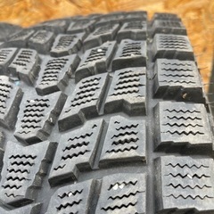 DUNLOP SJ6 31×10.50R15 LT スタッドレス  タイヤ　2006年製