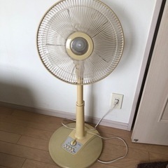 古い扇風機ですが差し上げます