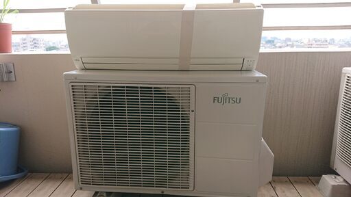 ルームエアコン　富士通　冷房能力4KW　暖房能力5KW　AS-A40A-W　【2011年製】