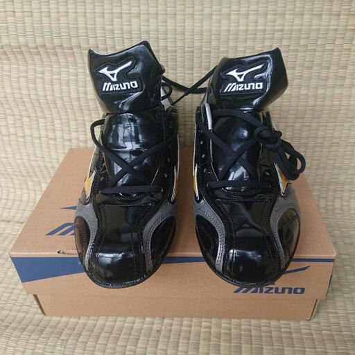 新品 MIZUNO 野球スパイク 黒×金 27cm