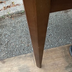 ダイニングテーブル傷あり　大塚家具