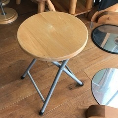 パイプ椅子　木製