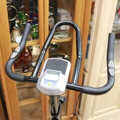 【かながわPAY対応】153) 【美品】 FITBOX フィットボックス エアロバイク FBX-002B-01 スピンバイク 負荷8段階 パルス計測 キャスター付 ダイエット 