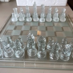 ガラス製チェス