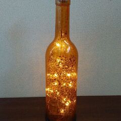 (完了)飾り物　ワイン瓶形オレンジ