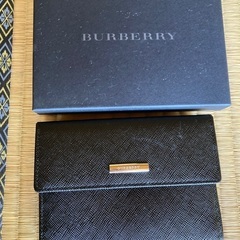Burberry 二つ折り財布