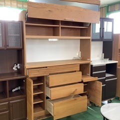 家具ならトレファク吉川店！！ 河口家具 キッチンボード 3枚扉 上部跳ね上げ扉 ホワイトオーク材