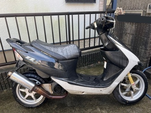 レイヴィスカ出品になります。 8/15まで Suzuki zz 原付最高馬力