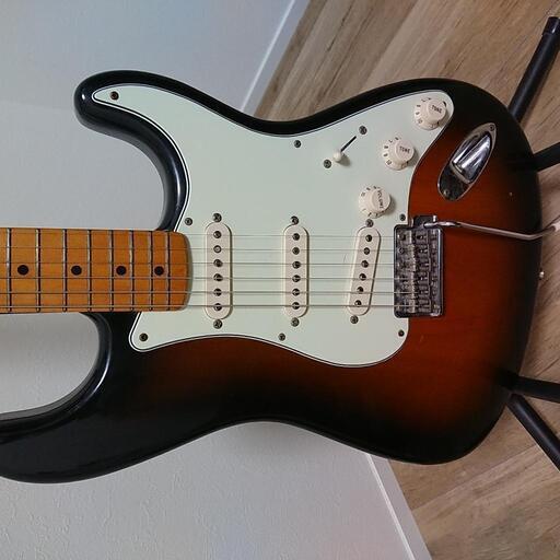 Fender USAストラトキャスター57リイシュー 極上品 Fender 57Strat TL