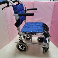 【商談成立】(ｶﾜﾑﾗ)軽量折り畳み 介助式車椅子
