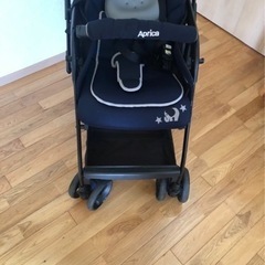 1.5万円に値下げ致しました。アップリカ ベビーカー 美品