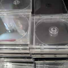 CDプラケースたくさんあります。もらってください。