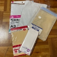 フリマ用ビニールバッグと封筒2種と梱包用エアーマット