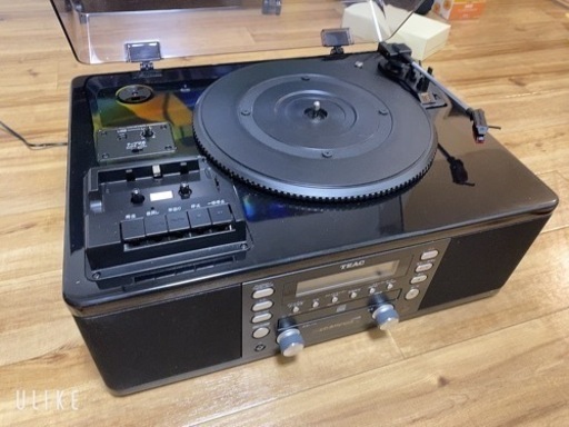 TEAC LP-R550USB-B ティアック CDレコーダー ターンテーブル/カセットプレーヤー付