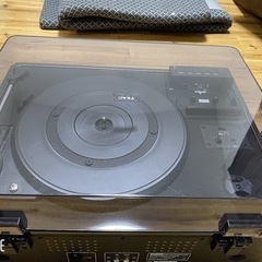 TEAC LP-R550USB-B ティアック CDレコーダー ターンテーブル/カセットプレーヤー付
