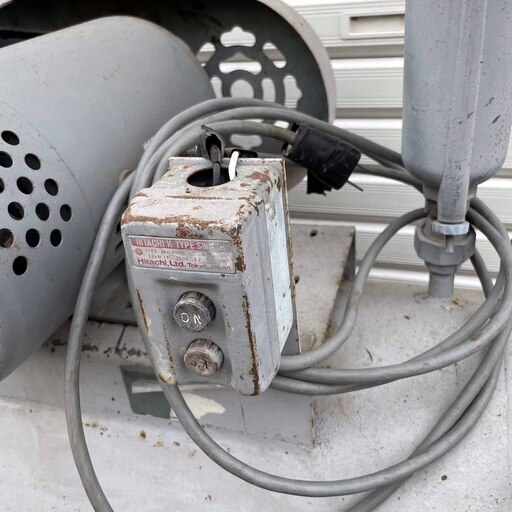 旭川発 日立 ベビコン コンプレッサー 100V