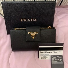 PRADAサフィアーノ 二つ折り財布 美品