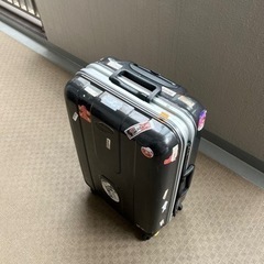 スーツケース　63L  黒