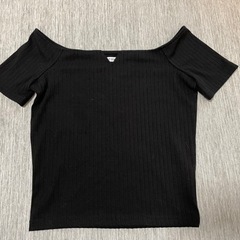 【未使用に近い】Sサイズ　レディース　黒Tシャツ　トップス