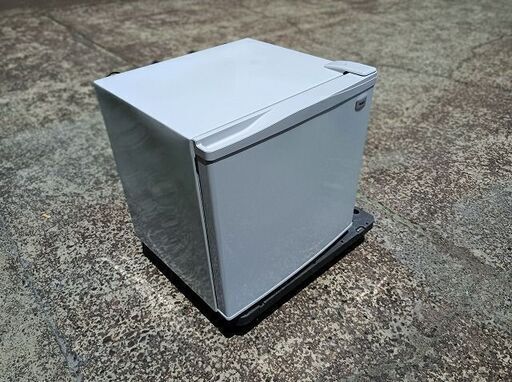 ハイアール　JF-NU40G　1ドア冷凍庫『中古良品』2017年式 　【リサイクルショップサルフ】
