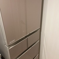 MITSUBISHI三菱　冷蔵庫　5ドア　多機能　シャンパンゴールド色