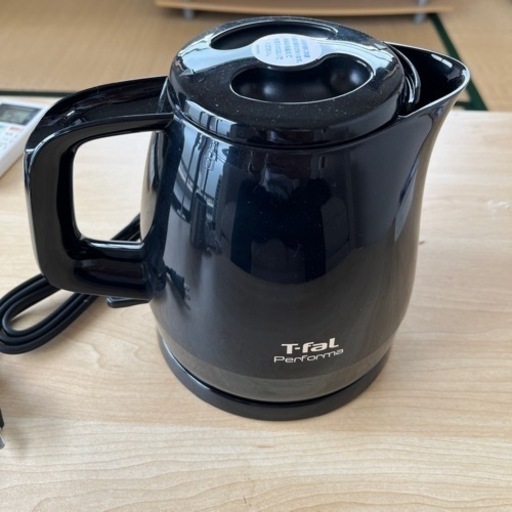 ほぼ新品　T-fal電気ケトル