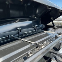 ルーフボックス　BR1800　イノー　inno