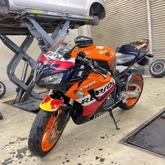 【ネット決済】CBR1000RR レプソルカラー