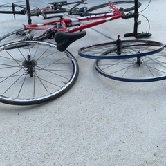 ロードバイク2台 タイヤのホール。受付終了