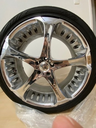 17インチ ロクサーニホイール4本セットルーミートール 4本セット