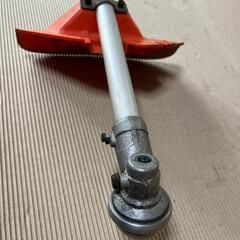 実動！BIGM KC23CSL グリップ式草刈機 傾斜地作業向け