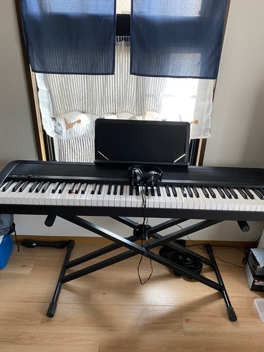 （お話中）電子ピアノ　88鍵盤　KORG