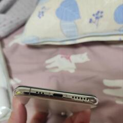 iphone XS 256G バッテリ最大値95%
