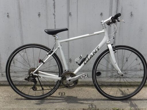 GIANTのクロスバイク エスケープ エアー 中古自転車 431