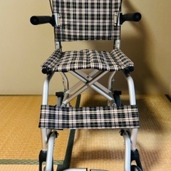 【 KADOKURA 】折りたたみ車椅子 A501-AK