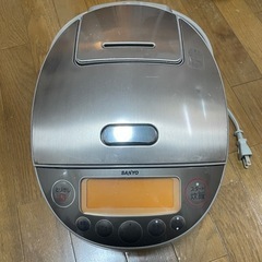【お取引決定】SANYO 炊飯器 5.5合炊き