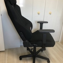 Nitro Concepts S300 NC-S300 ゲーミングチェア