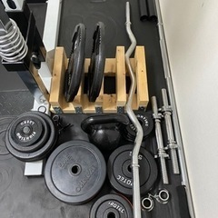 ベンチプレスなど