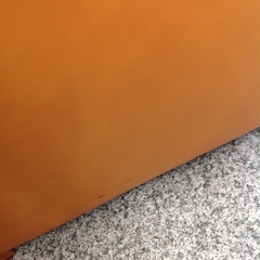 LURKEY 革製　キャメル　３人掛けソファー【9650791】