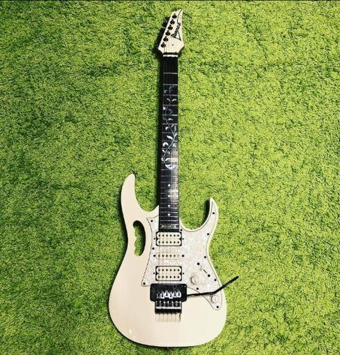 弦楽器、ギター Ibanez JEM555 WH