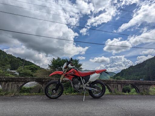 美品XR250モタード　バイク　通勤　オフロード　値下げします。