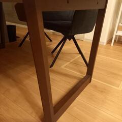 ロの字ダイニングテーブル　4人がけ　北欧風