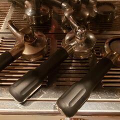 エスプレッソマシン　CARIMALI Cento50-g2