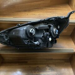 AQUA アクア NHP10 ヘッド ライト レンズ ランプ KOITO 52-291 中期 右ヘッドライト 右 純正ヘッドライト