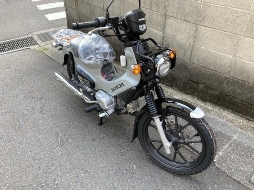 クロスカブ110】新車入荷❗️パールディープマッドグレー 1台限り 若林