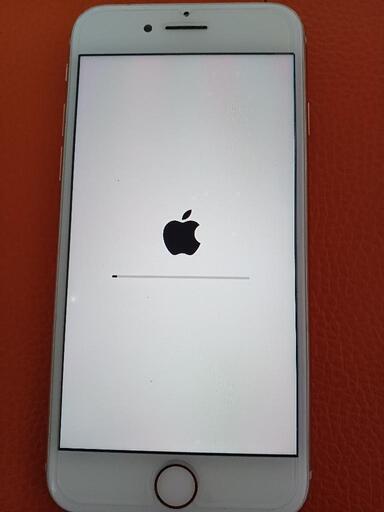 iPhone8 64GB SIMロック解除済み