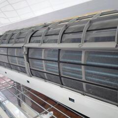 ★【東芝】ルームエアコン 2019年製 2.2KW  6～9畳相当   自動洗浄/空気清浄 [RAS-E225E6R]  💳自社配送時🌟代引き可💳※現金、クレジット、スマホ決済対応※ 